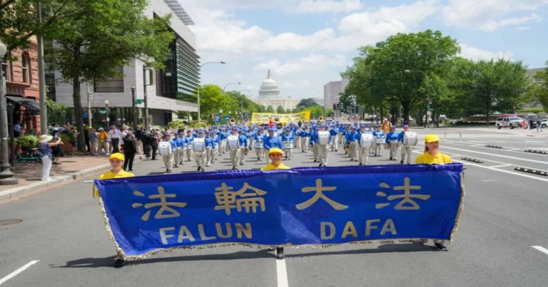 Aksi Damai di Washington Kecam 26 Tahun Penindasan Terhadap Falun Gong yang Diluncurkan Partai Komunis Tiongkok