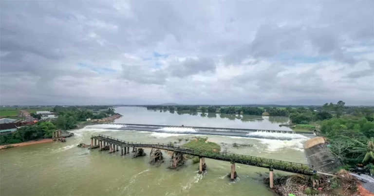 7 Tewas, 9 Hilang Akibat Tali Putus di Jembatan Tiongkok yang Sedang Dibangun
