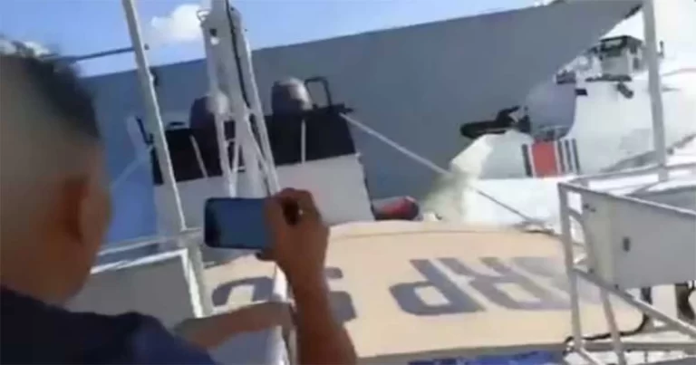 Video: Dua Kapal Tiongkok Bertabrakan Saat Mengejar Kapal Philipina di Laut Cina Selatan