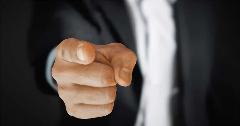 Jangan Suka Menyalahkan Orang Lain