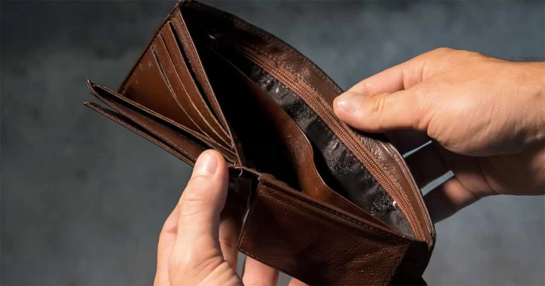 Manusia Boleh Saja Kekurangan Uang, Tapi Jangan Sampai Kehilangan Moral