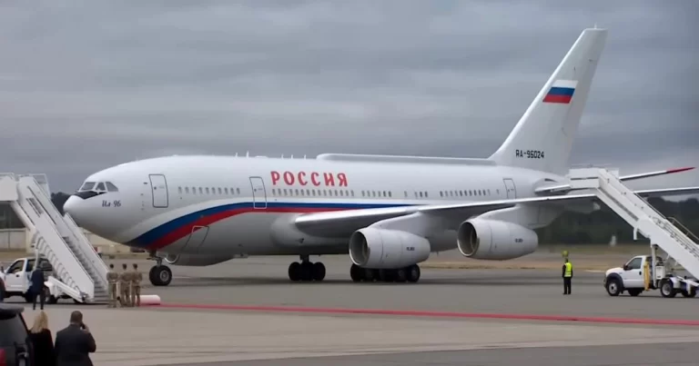 Putin Dipermalukan di AS: Dikabarkan Bayar BBM Puluhan Ribu Dolar Pakai Koper Uang Tunai, Ukraina Hancurkan Pertahanan Rusia