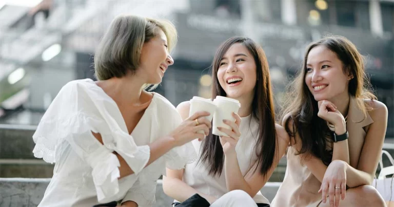 Teman yang Berani Bicara Jujur Itu Sangat Berharga! 6 Jenis Teman yang Wajib Kamu Jaga Baik-baik