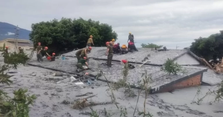Banjir Bandang Hualien, Taiwan, Seorang Ibu Melepaskan Genggaman Tangan Anak agar Bisa Selamat