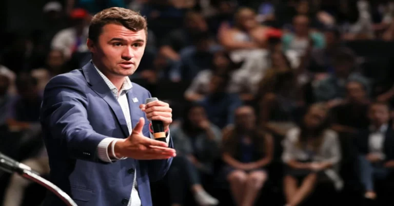 [10 Berita Internasional Terpenting Tahun 2025] Sebuah Negara Perlu Diselamatkan: Kematian Charlie Kirk Membangkitkan Seluruh Amerika