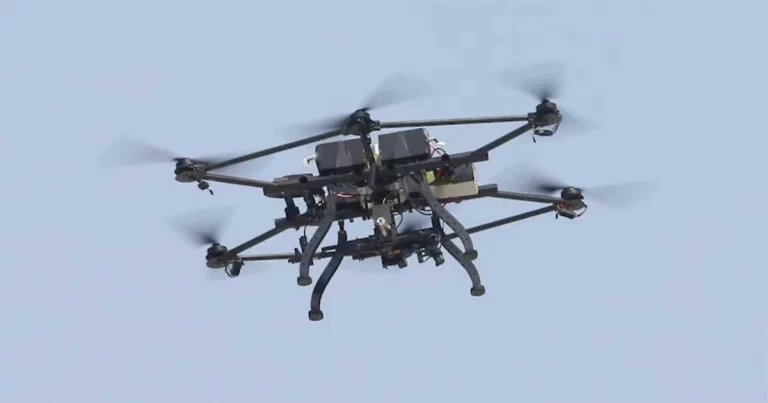 Drone Ukraina Serang Kilang Minyak dan Kompleks Petrokimia Rusia