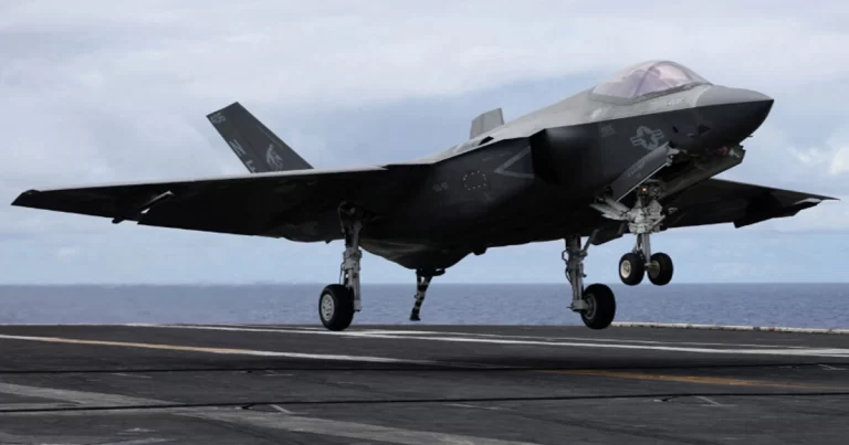 Perangi Kejahatan Kartel Narkoba, Trump Sampai Kerahkan Jet Tempur Siluman F-35 