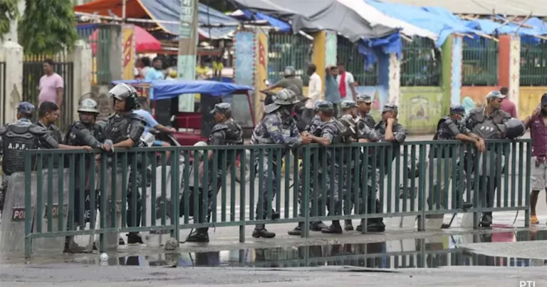 Setelah Pelarian Massal dari Penjara Nepal, Beberapa Narapidana Menyerahkan Diri