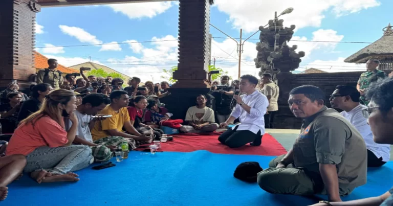 Wapres Gibran Rakabuming Tinjau Penanganan Banjir di Bali dengan Didampingi Kepala BNPB