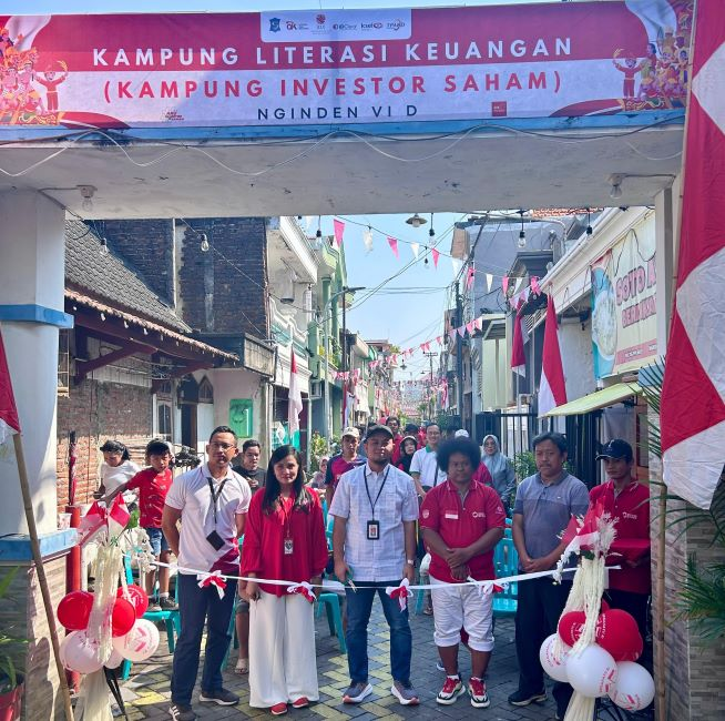 Surabaya Resmi Miliki “Kampung Investor Saham” Pertama, Warga RT 06 RW 04 Nginden Jangkungan Serentak Jadi Investor
