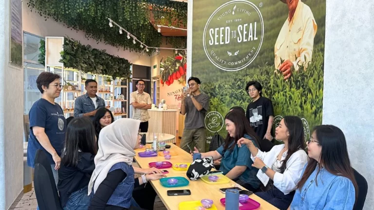 Lebih dari Sekadar Pengalaman Menginap, Grand Whiz Hotel Praxis Gandeng