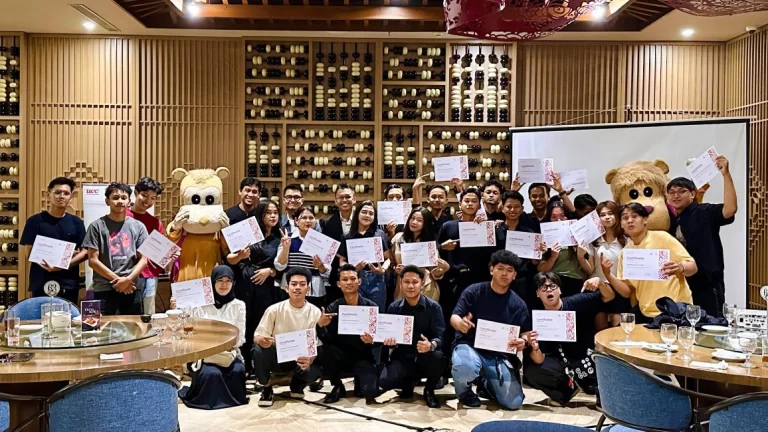 Mercure Surabaya Grand Mirama Gelar “Coffee Class”, Persembahkan Perpaduan Unik Seni Kopi dan Dimsum