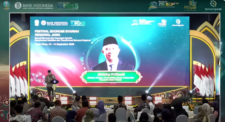 Bank Indonesia Jatim Dorong Kemandirian Ekonomi melalui UMKM Syariah dan Usaha Pesantren di FESyar Jawa 2025