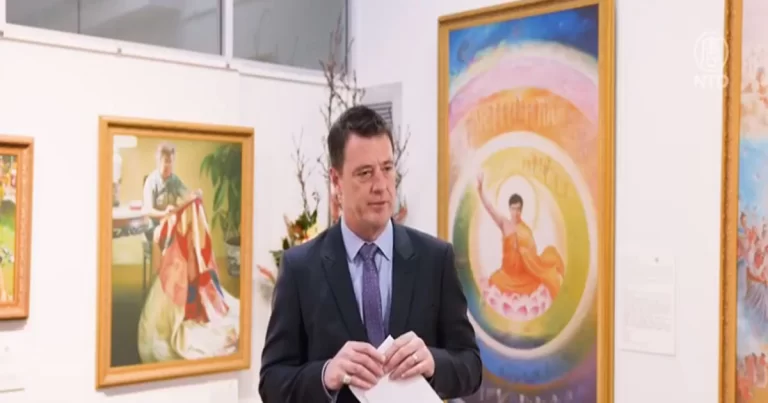 Pameran Seni “Sejati, Baik, Sabar” Tampil di Northern Beaches, Sydney, Australia — Tokoh Pemerintah Tersentuh dan Memberi Pujian