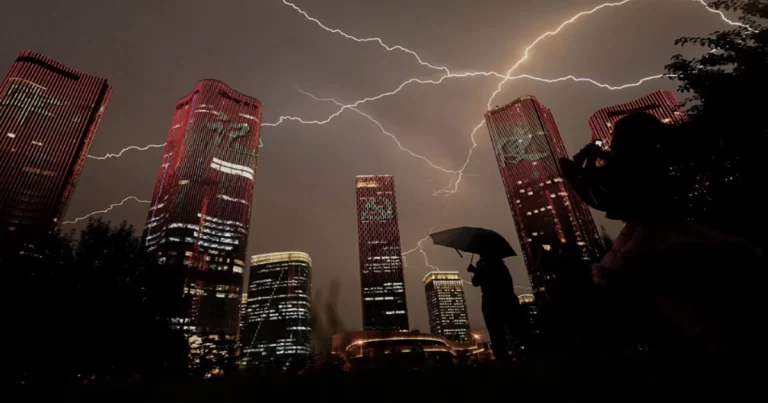 Setelah Zhang Youxia Tumbang, Xi Tak Berani Tinggalkan Beijing? Untuk Pertama Kalinya Gunakan Video untuk Menyapa Pasukan