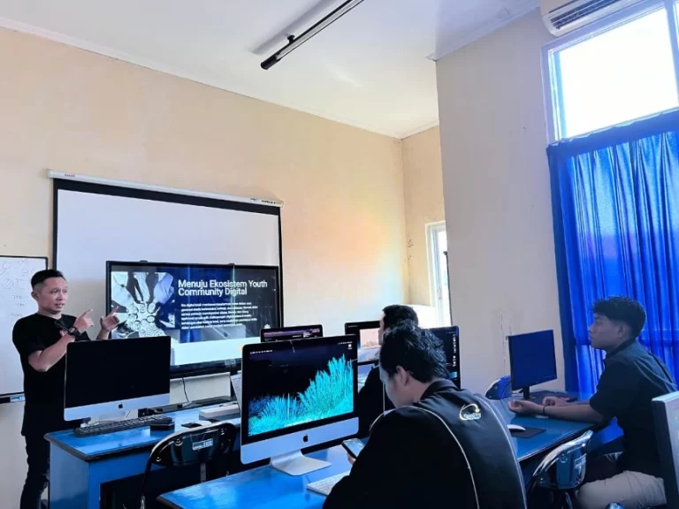 Utamakan Solusi Sosial, STIKOSA-AWS Luncurkan Program Kaderisasi Inovator Digital Muda