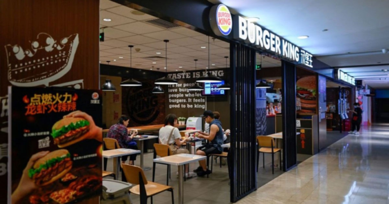 Investor Asing Pesimistis terhadap Prospek Ekonomi Tiongkok — FDI Kuartal Ketiga Turun Separuh dari Kuartal Sebelumnya