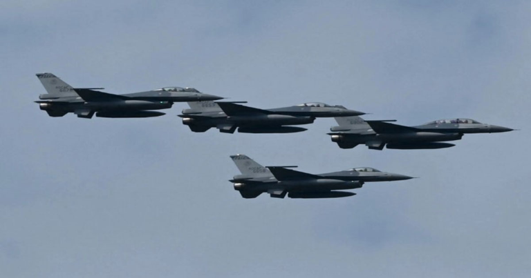 Jet Tempur AS Bentak Tiongkok 9 Kali di Langit Taiwan! Bocoran Trump–Xi Disebut Bikin Putin Panik