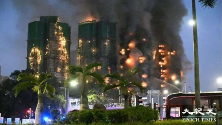 Beijing Mengancam Para Pengkritik Usai Kebakaran di Hong Kong
