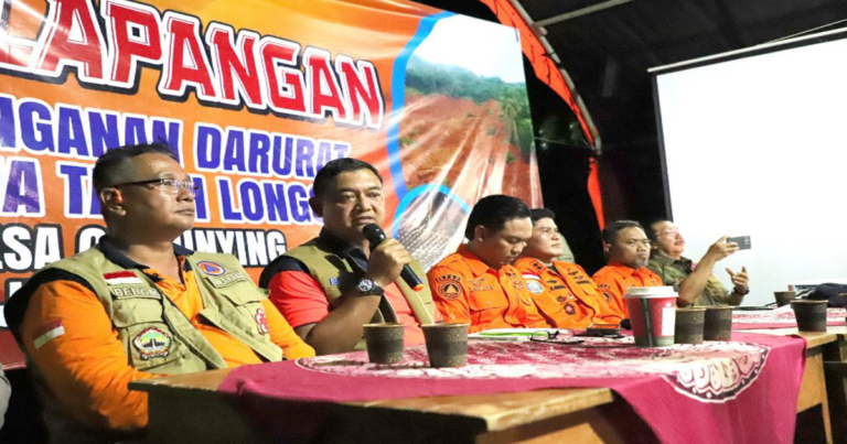 BNPB Pastikan Semua Komponen Bergerak Bersama dalam Penanganan Darurat Tanah Longsor Cilacap