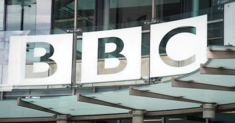 Skandal Rekayasa BBC : Trump Ancam Akan Menuntut, Pemerintah Inggris Tuntut Penjelasan dari BBC