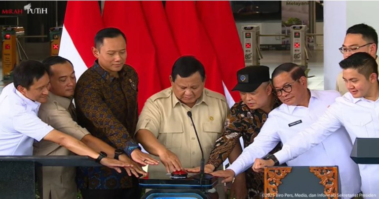 Prabowo Resmikan Stasiun Tanah Abang Baru, Modernisasi Fasilitas Tingkatkan Kapasitas Hingga 380 Ribu Pengguna per Hari