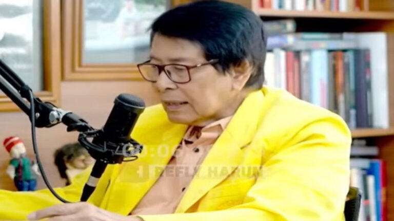 Duplikasi Beijing : Operasi Buzzer Merah dan Senja Demokrasi Indonesia  