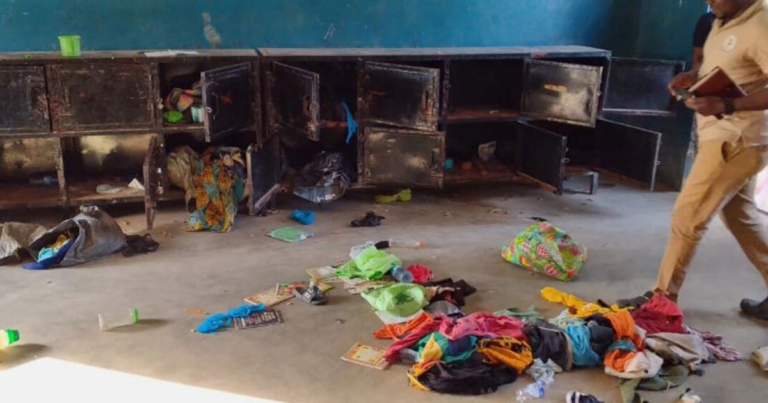 Lebih dari 300 Guru dan Siswa di Sekolah Katolik Nigeria Diculik – Warga Khawatir Keamanan Negara Memburuk