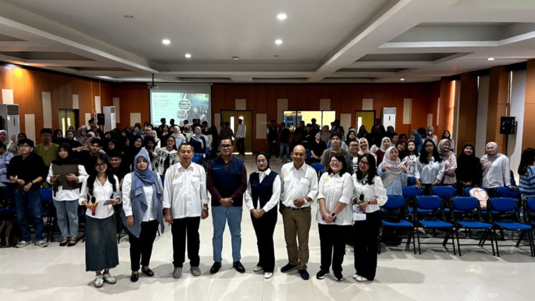 FISIPOL Unesa dan Menabung Air Foundation Kolaborasi Lahirkan “Biopori Hero” untuk Atasi Krisis Air