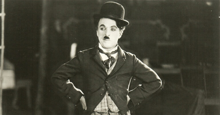  Charlie Chaplin: Menertawakan Hidup