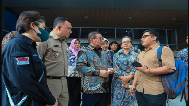 Pemprov DKI Jakarta Tanggung Seluruh Biaya Perawatan Siswa SD dan Guru yang Ditabrak Mobil Dapur MBG
