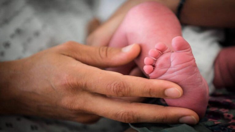 Krisis Penduduk Tiongkok: Jumlah Bayi Baru Lahir Berkurang 1,62 Juta