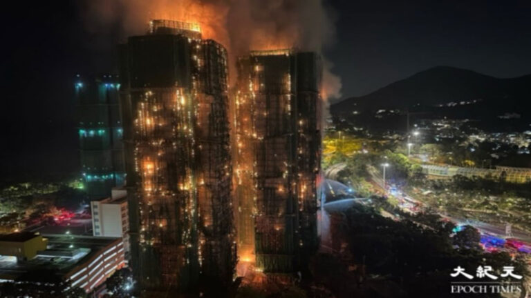 Ribuan Warga Hong Kong Tandatangani Petisi Menuntut Pertanggungjawaban Kebakaran, Pemerintah Justru Menangkap dan Menyensor