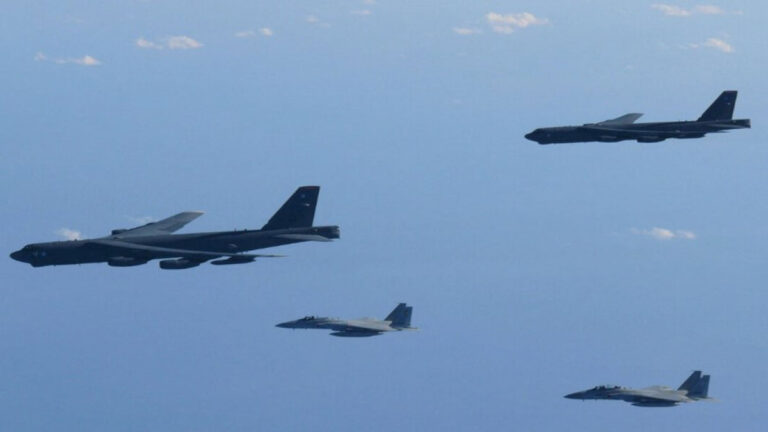 AS Dikabarkan Akan Pangkas Besar-besaran Kekuatan Militer NATO, Pesawat Bomber Dipangkas Separuh dan Kapal Selam Nuklir Ditarik