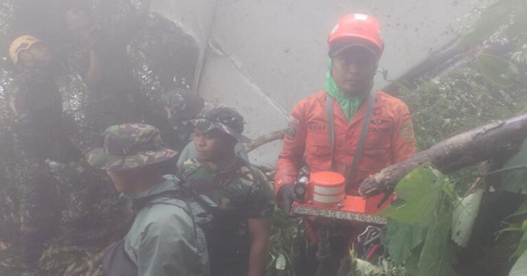 Tim SAR Gabungan Temukan Black Box Pesawat ATR 42-500 pada Hari Kelima Operasi SAR