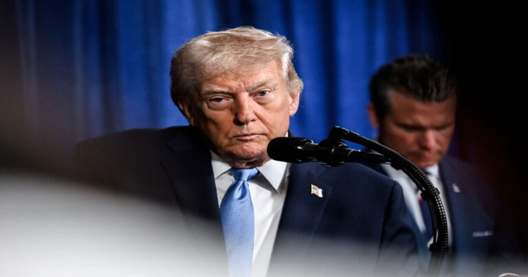 Trump Isyaratkan Kemungkinan Operasi Militer di Kolombia dan Meksiko, Prediksi Rezim Komunis Kuba Akan Runtuh dengan Sendirinya