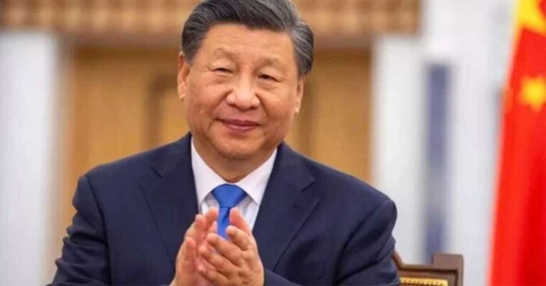 Beijing Bergejolak: Xi Jinping Muncul, Tapi Militer Tak Tunduk