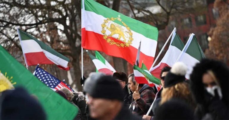 Gelombang Baru Guncang Iran — Revolusi Kedua atau Perang Regional?