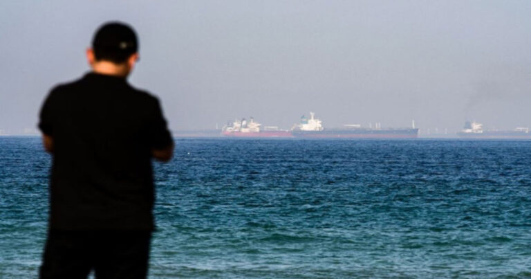AS Sarankan Kapal Dagang Menjauhi Perairan Iran, Rezim Iran Perketat Penindasan terhadap Oposisi
