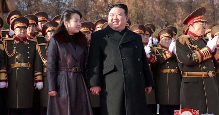 Intelijen Korea Selatan: Kim Jong Un Menetapkan Putrinya Sebagai Calon Pewaris
