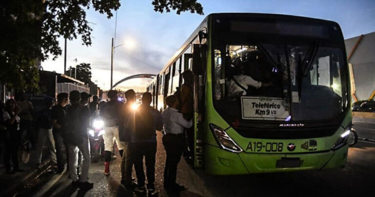Pemadaman Listrik Besar Kedua dalam 3 Bulan di Republik Dominika, Transportasi Terganggu dan Layanan Terhenti