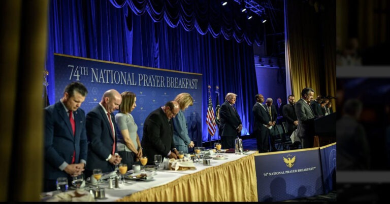 Trump Hadiri Sarapan Doa Nasional, Tegaskan Komitmen Membela Kebebasan Beragama