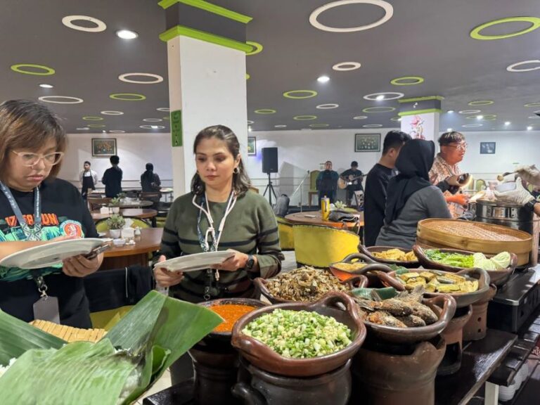 Grand Whiz Hotel Trawas Hadirkan “A Glorious Ramadhan”: Buka Puasa All You Can Eat Mulai Rp99 Ribu di Kaki Gunung Penanggungan