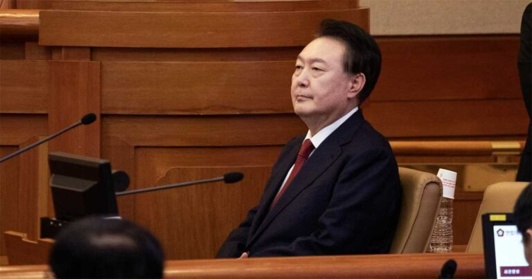 Pengadilan Korea Selatan Menjatuhkan Hukuman Penjara Seumur Hidup kepada Mantan Presiden Karena Pemberontakan