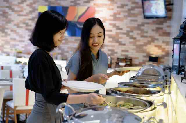 Berhalal Bihalal Bersama Keluarga di ARTOTEL TS Suites Surabaya