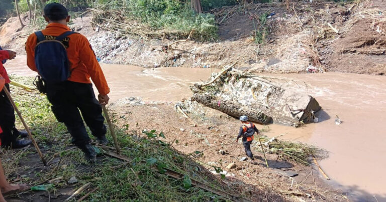 Banjir Bandang Menerjang Buleleng, Bali : 2 Orang  Meninggal Dunia dan 2 Orang Lainnya Masih Hilang