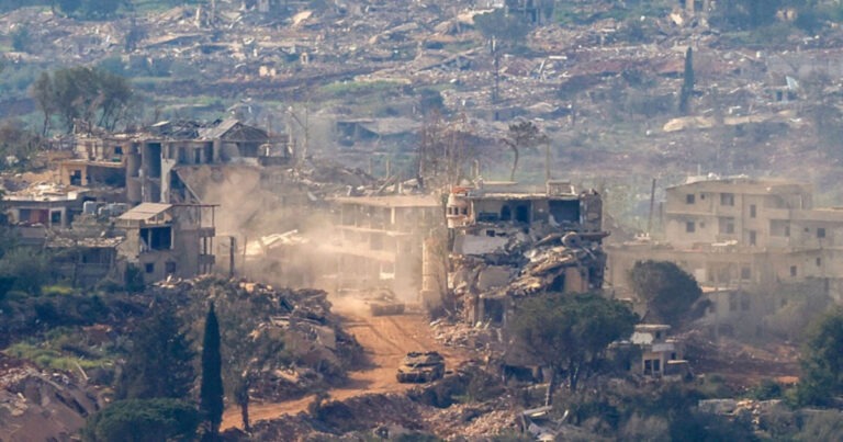 Bentrokan dengan Hezbollah, Militer Israel Cegat Roket dan Minta Warga Jauhi Lebanon Selatan