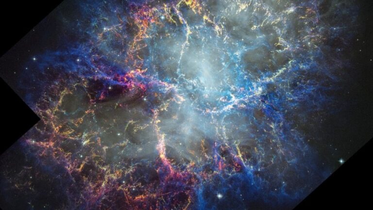 Hubble Menangkap Fenomena Langka: Nebula Kepiting Terus Mengembang Selama 25 Tahun
