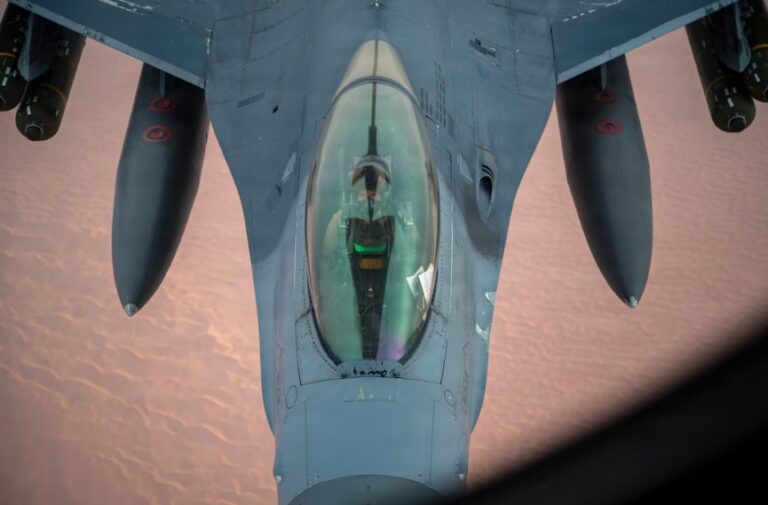 Detik-detik Operasi Penyelamatan Pilot F-15 di Wilayah Iran, Trump Ungkap Informasi Pilot yang Selamat Ternyata Bocor ke Iran