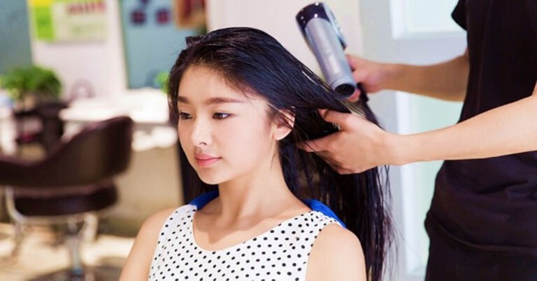 Rambut Rontok? 5 Makanan Ini Mungkin Dapat Membantu Memperlambat Prosesnya
